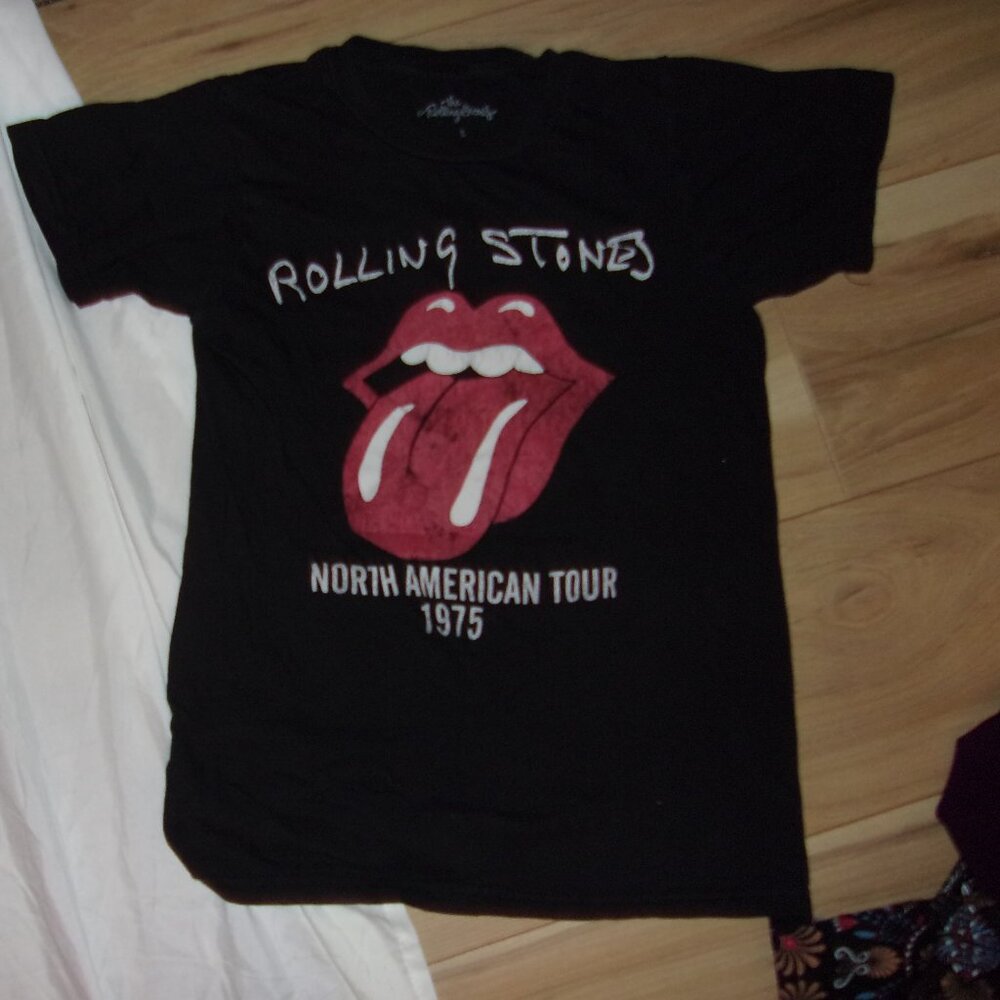 the rolling stones  band size small womens graphic tee shirt black